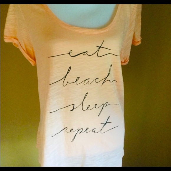 Banana Republic Tops - Banana Republic tee